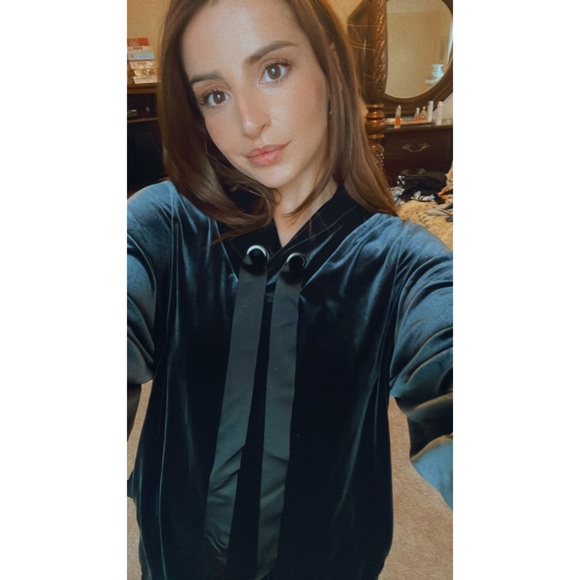 Zara Velour Hoodie - Picture 3 of 10